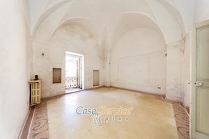 Palazzotto storico con volte a stella