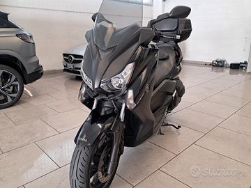 yamaha x-max 400