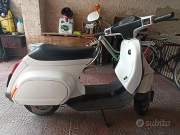 Vespa Piaggio 50cc tre marce iscritta ASI