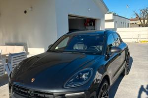 Porsche macan t