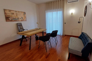 Stanza uso studio per professionisti