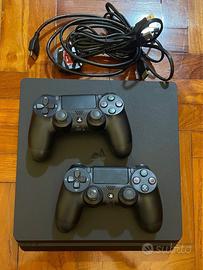 PS4 + 2 Controller
