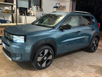 Grande panda “la prima” 1,2 hybrid 300km blu lago