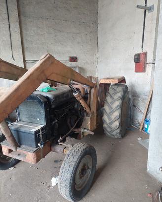 trattore massey ferguson 158