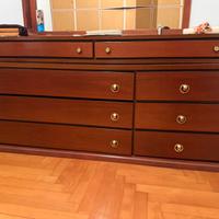 Cassettiera con specchio