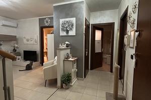 Appartamento semi arredato