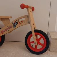 Bicicletta senza pedali