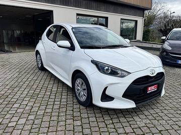 Toyota Yaris Hybrid Active MY24