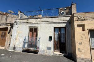 Rif.E01103| casa ind. buscemi