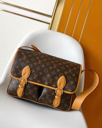LOUIS VUITTON SATCHEL