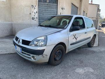 Renault clio 1.4 16v