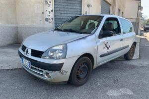 Renault clio 1.4 16v