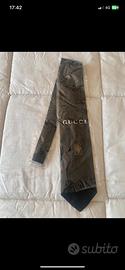 Cravatta Gucci
