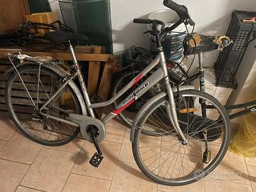 Bici city uono e donna 28”