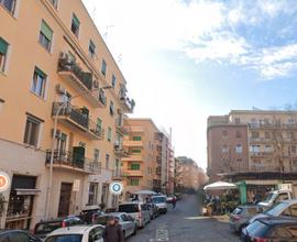 Piazza bologna bilocale con balcone