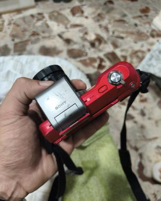 Fotocamera Sony Alpha SNEX-3  con obbiettivo 