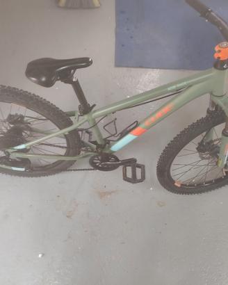 Cube acid race 240 disc