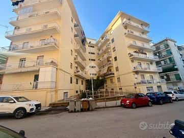 3 LOCALI A MARANO DI NAPOLI