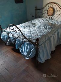 Copriletto matrimoniale invernale di raso nuovo