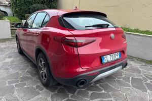 Alfa Romeo Stelvio 2.2 Turbodiesel 160 CV AT8 RWD 