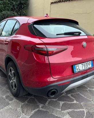 Alfa Romeo Stelvio 2.2 Turbodiesel 160 CV AT8 RWD 