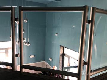 Struttura in ferro con vetri