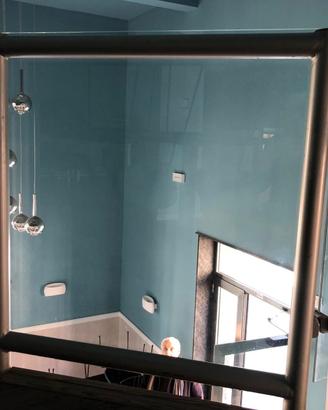 Struttura in ferro con vetri