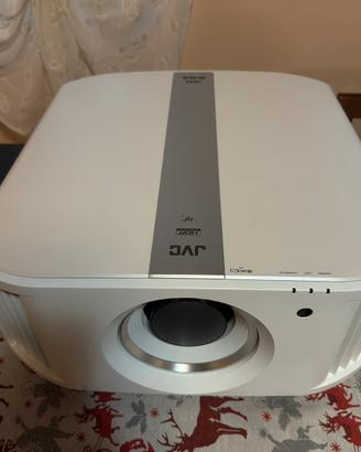 Jvc DLA N5 4k nativo