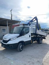 Iveco Daily gru è ribaltabile