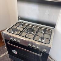 Cucina glem 5 fuochi in acciaio (come nuovo)