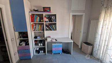 Scrivania, libreria, cassettiera Moretti Compact
