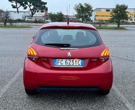 Peugeot 208 benzina 2016 neo patentati