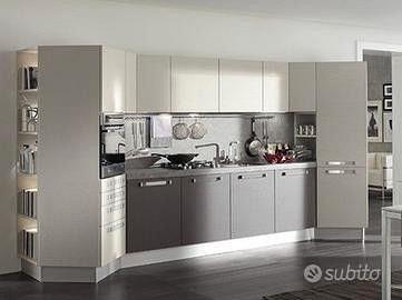 Cucina modello People Bianco e Fiamma Cenere