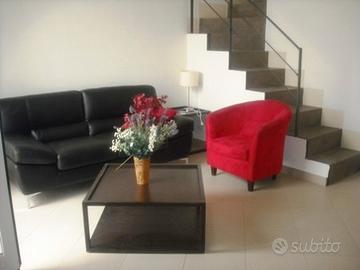 POLITEAMA( PIAZZA S. OLIVA)Piccolo TRIVANI