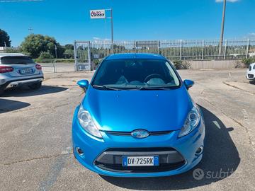 Ford Fiesta 1.4 TDCi 68CV 5 porte Titanium