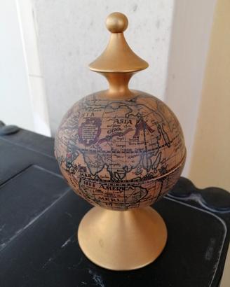 Mappamondo ceramica vintage con cartina antica apr