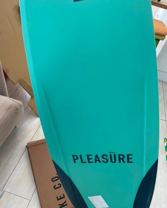 Tavola Wakeboard Hyperlite Pleasure Nuova