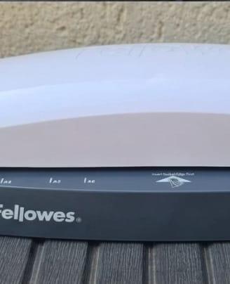Fellowes Plastificatrice a caldo Lunar A4