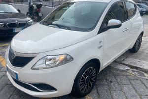 Lancia Ypsilon 1.2 69 CV 5 porte GPL Ecochic Unyca