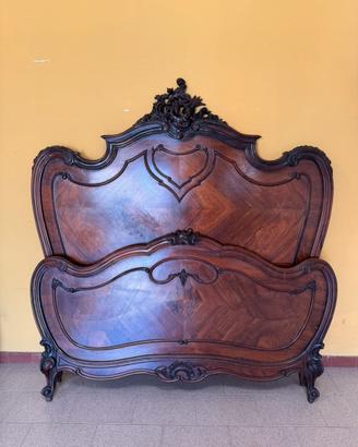 Letto Antico in Noce Stile Luigi XV