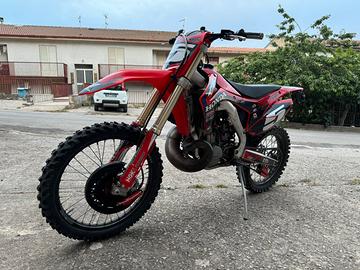 Honda cr 500 af TARGATA