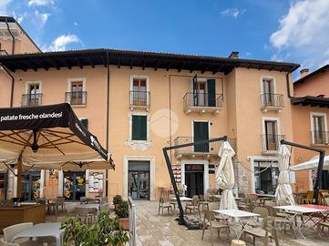 NEGOZIO A L'AQUILA