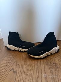 Balenciaga sneaker con calzino
