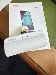CARICA BATTERIE PORTATILE PER IPHONE BIANCO