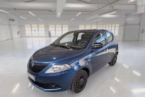 LANCIA YPSILON 1.0 FIREFLY 70 CV HYBRID SILVER 5 P