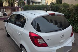 OPEL CORSA 1.4 2010 BENZINA 