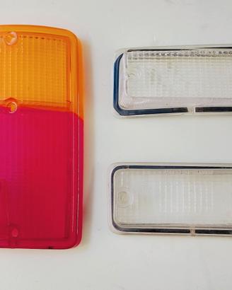 Plastiche fanalini Fiat 126.