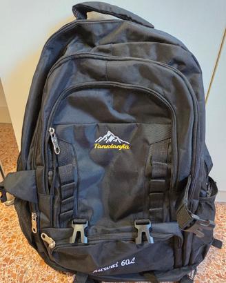 Zaino da Trekking 60L – Come Nuovo