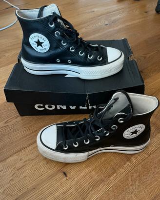 Converse Chuck Taylor All Star Platform Pelle Nera