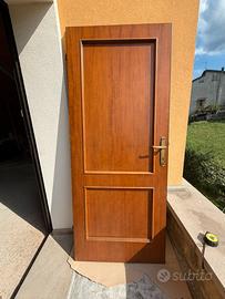 Porte in noce massiccio
